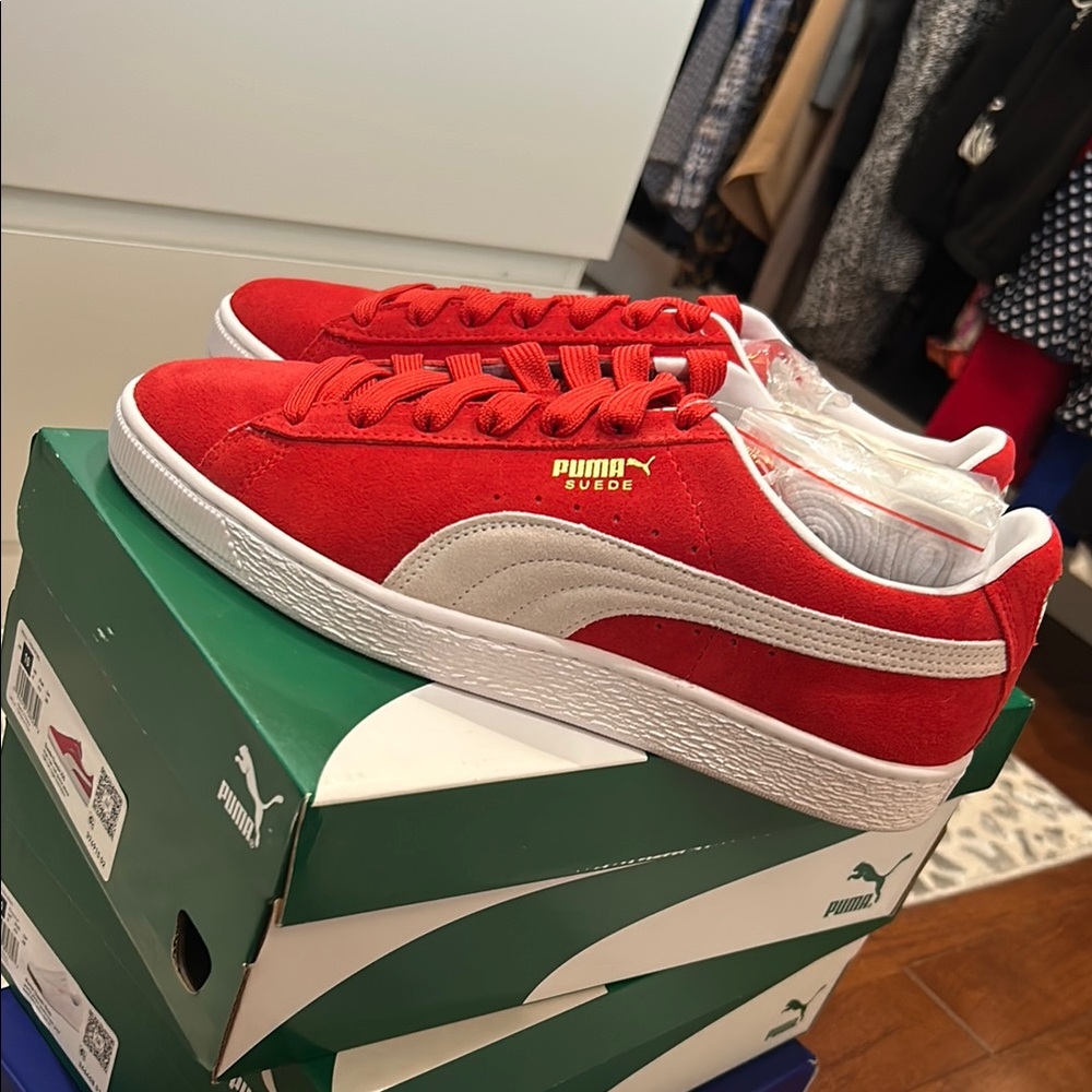 Men’s PUMA Red Suede XXI Sneakers